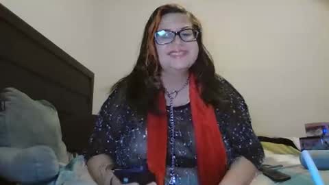 HoneyBear online show from 12.22.25