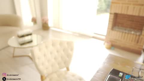 Jessie   online show from 03.11.25