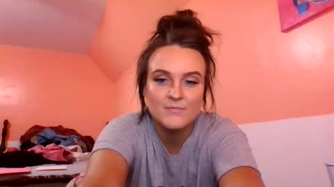 HoneyDrippinBunny online show from 02.02.26