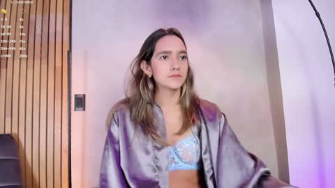 Sofia independent model online show from 01.11.25