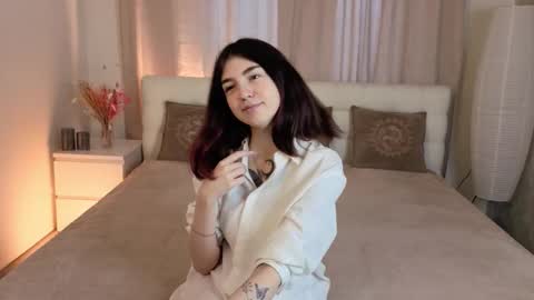 Snapshot of honeykadakia chatting on 11.24.25 Jane online show from 11.24.25