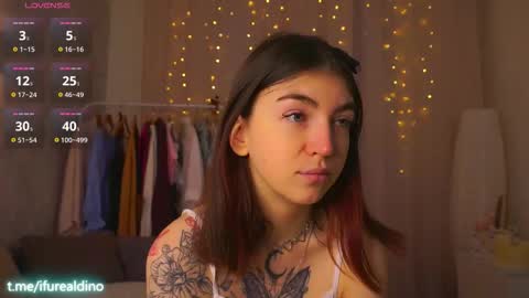 Snapshot of honeykadakia chatting on 01.19.26 Jane online show from 01.19.26