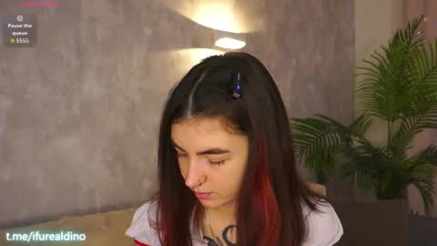 Snapshot of honeykadakia chatting on 02.05.26 Jane online show from 02.05.26