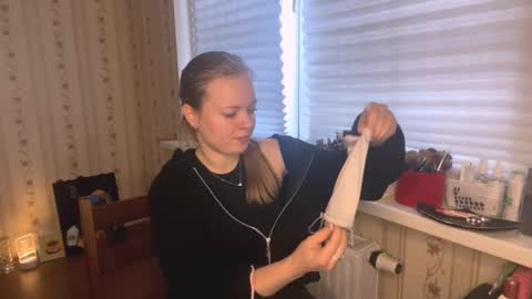 Snapshot of honeyleveston chatting on 03.28.26 Hello My name is Lola online show from 03.28.26