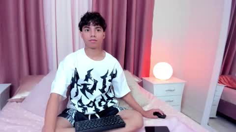 honeymoon_sariel online show from 10.20.25