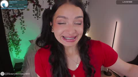       online show from 02.06.25