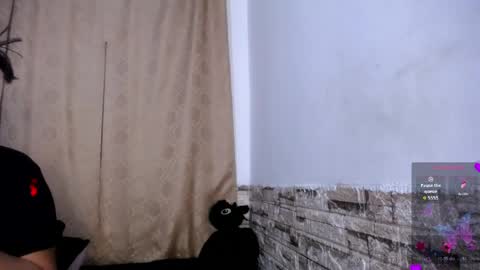 Victoria online show from 04.24.26