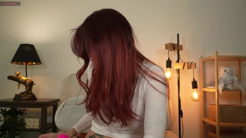 Snapshot of honeyyykate chatting on 02.14.26 Kate online show from 02.14.26