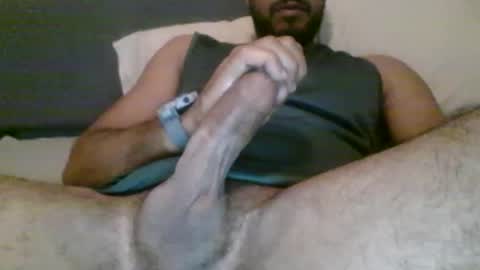 Snapshot of hongzeb chatting on 09.11.25 Ryan online show from 09.11.25