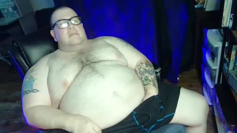 Snapshot of hoosierdaddyxl chatting on 09.12.25 Sir online show from 09.12.25