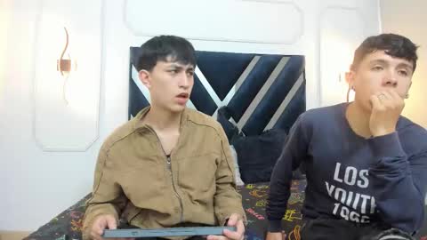 hoot_booys_ online show from 12.22.25