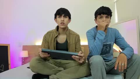 hoot_booys_ online show from 02.01.26