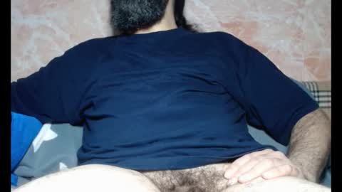 Snapshot of hoottshark chatting on 12.01.25 Adam online show from 12.01.25