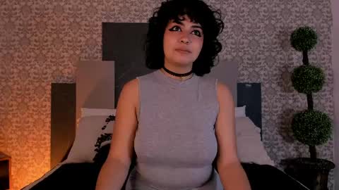 Layla Noir online show from 05.10.26