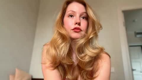 Snapshot of horney_audrey chatting on 05.05.26 Audrey online show from 05.05.26