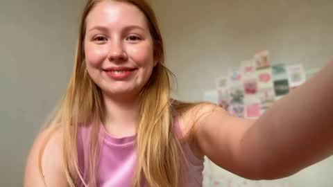 Snapshot of horney_audrey chatting on 06.03.26 Audrey online show from 06.03.26