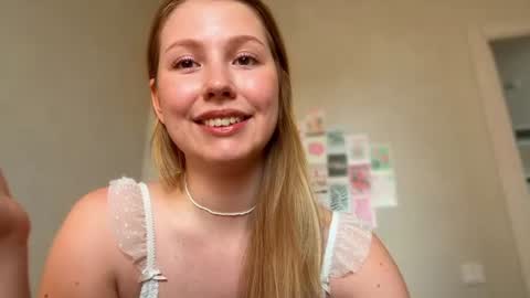 Snapshot of horney_audrey chatting on 06.29.26 Audrey online show from 06.29.26