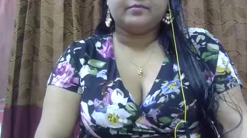 Snapshot of horneydesibabe chatting on 09.21.25 horneydesibabe online show from 09.21.25