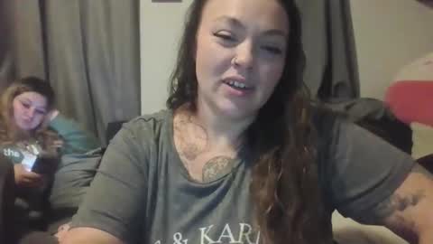 Snapshot of horneygirl88ddd chatting on 10.15.25 horneygirl88ddd online show from 10.15.25