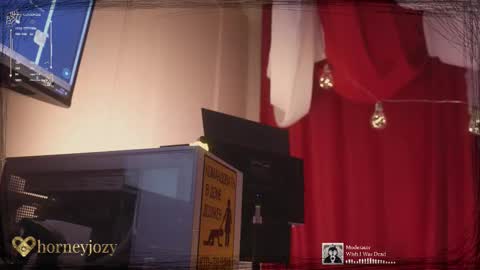 Snapshot of horneyjozy chatting on 10.31.25 Horney Jozy online show from 10.31.25