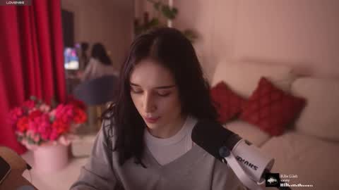 Snapshot of horneyjozy chatting on 11.10.25 Horney Jozy online show from 11.10.25