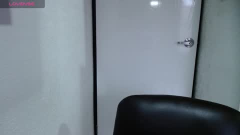 Snapshot of horny_and_daring chatting on 02.23.25 horny and daring online show from 02.23.25
