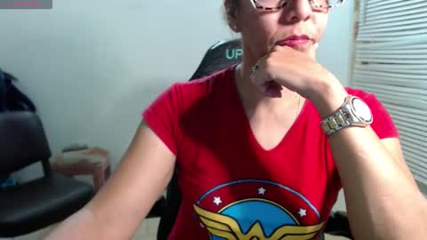 Snapshot of horny_and_daring chatting on 10.21.25 horny and daring online show from 10.21.25
