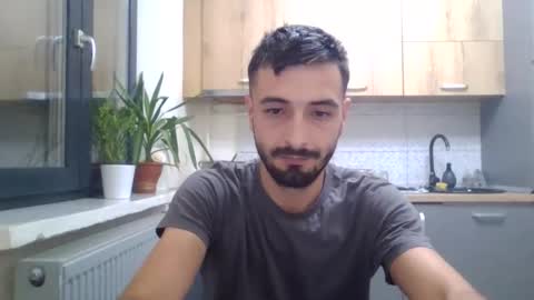 Snapshot of horny_couple9600 chatting on 09.19.25 horny_couple9600 online show from 09.19.25