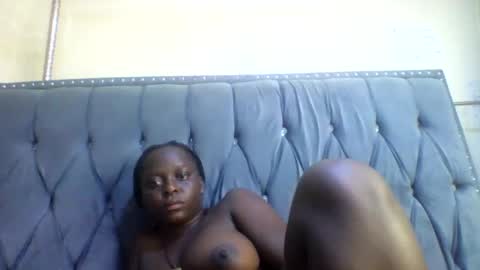 horny_ebony546069 online show from 06.10.26