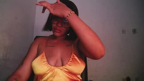 horny_ebonygirl_ online show from 04.20.26