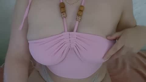 Snapshot of horny_emily1 chatting on 10.10.25 call me emily online show from 10.10.25