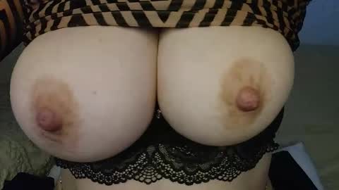 Snapshot of horny_emily1 chatting on 12.21.25 call me emily online show from 12.21.25