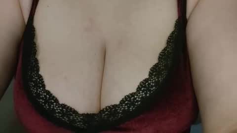 Snapshot of horny_emily1 chatting on 01.07.26 call me emily online show from 01.07.26