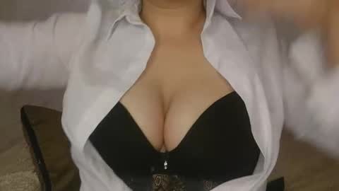 Snapshot of horny_emily1 chatting on 03.22.26 call me emily online show from 03.22.26