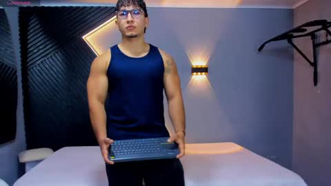 horny_nick18 online show from 05.04.26