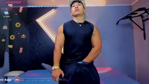 horny_nick18 online show from 06.26.26