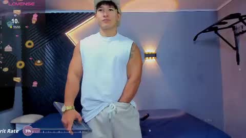 horny_nick18 online show from 06.27.26