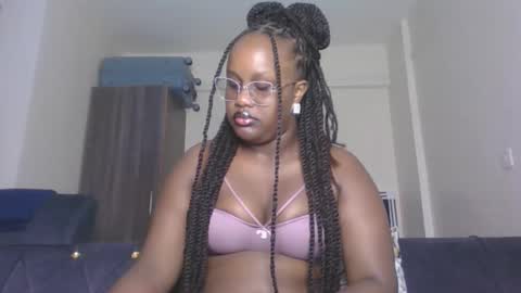 Snapshot of horny_sexxy_babe chatting on 06.05.26 Lucy online show from 06.05.26
