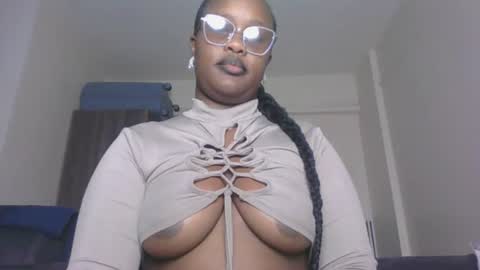 Snapshot of horny_sexxy_babe chatting on 07.21.26 Lucy online show from 07.21.26