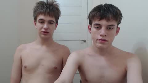 Snapshot of hornybadbunny chatting on 10.09.25 Tony online show from 10.09.25