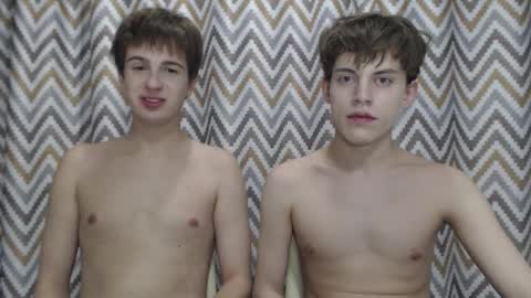 Snapshot of hornybadbunny chatting on 11.09.25 Tony online show from 11.09.25