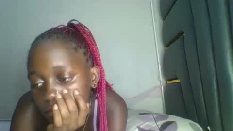 Snapshot of hornybella84 chatting on 02.19.26 Bella online show from 02.19.26