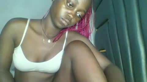 Snapshot of hornybella84 chatting on 03.01.26 Bella online show from 03.01.26