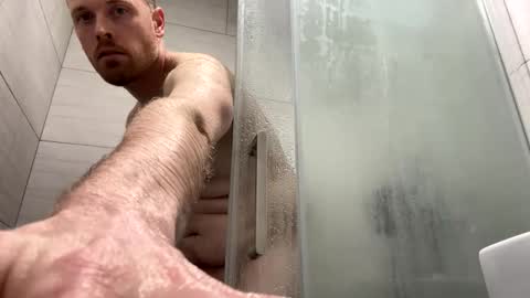 Snapshot of hornyben1189 chatting on 03.05.25 Horny Ben online show from 03.05.25