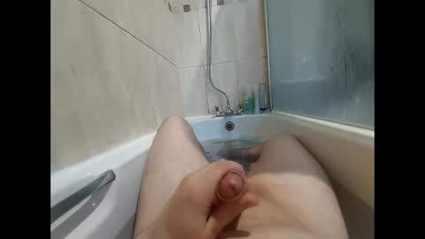 Snapshot of hornybiker1987 chatting on 12.21.24 hornybiker1987 online show from 12.21.24