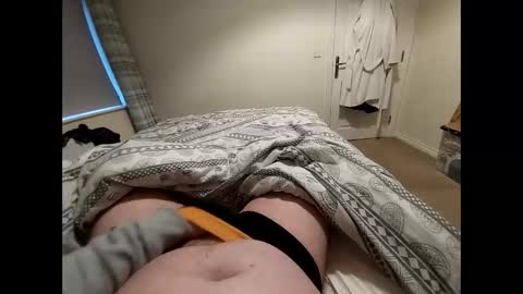 Snapshot of hornybiker1987 chatting on 02.15.25 hornybiker1987 online show from 02.15.25