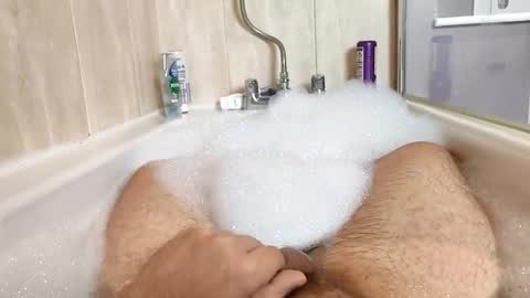 Snapshot of hornybiker1987 chatting on 11.27.25 hornybiker1987 online show from 11.27.25