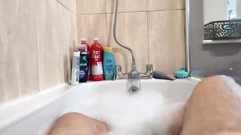 Snapshot of hornybiker1987 chatting on 12.03.25 hornybiker1987 online show from 12.03.25