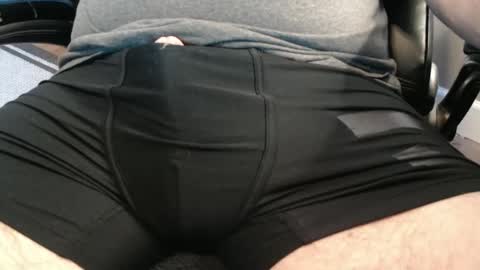 Snapshot of hornydawg50 chatting on 12.18.24 hornydawg50 online show from 12.18.24