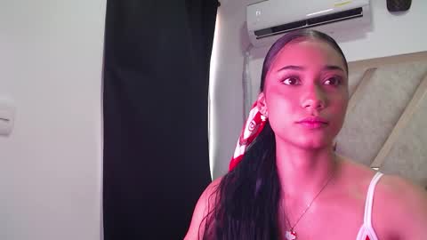 hornygirl_20000 online show from 11.21.25